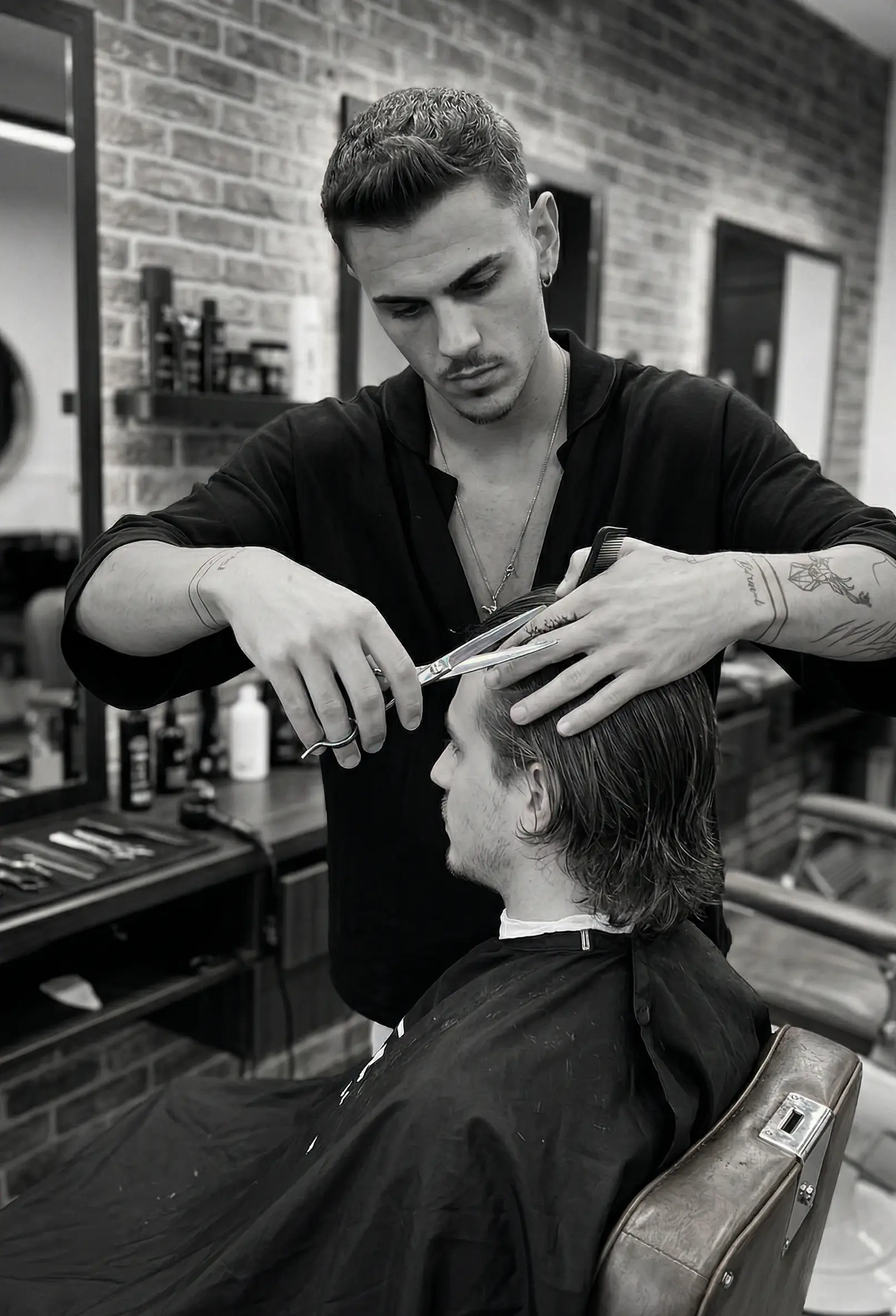 עמית פנחס - מספרה